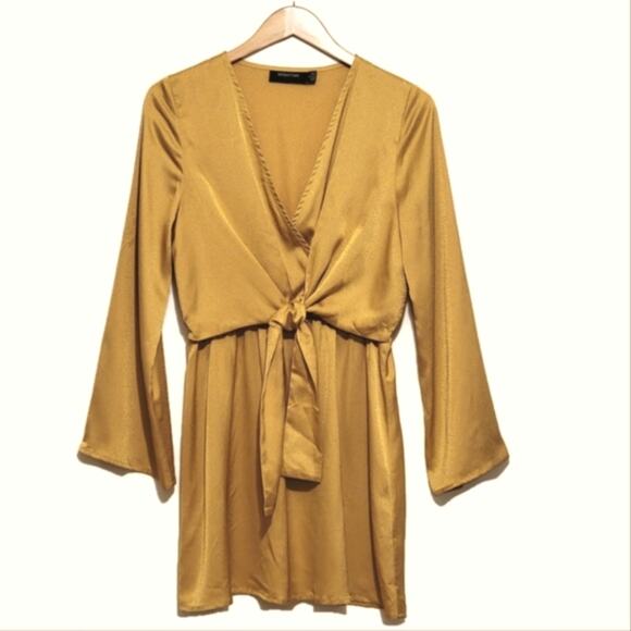 Mink Pink Gold Mini Dress V Neck Wide Bell Sleeve Tie Waist Retro Y2k Party S - Picture 1 of 11